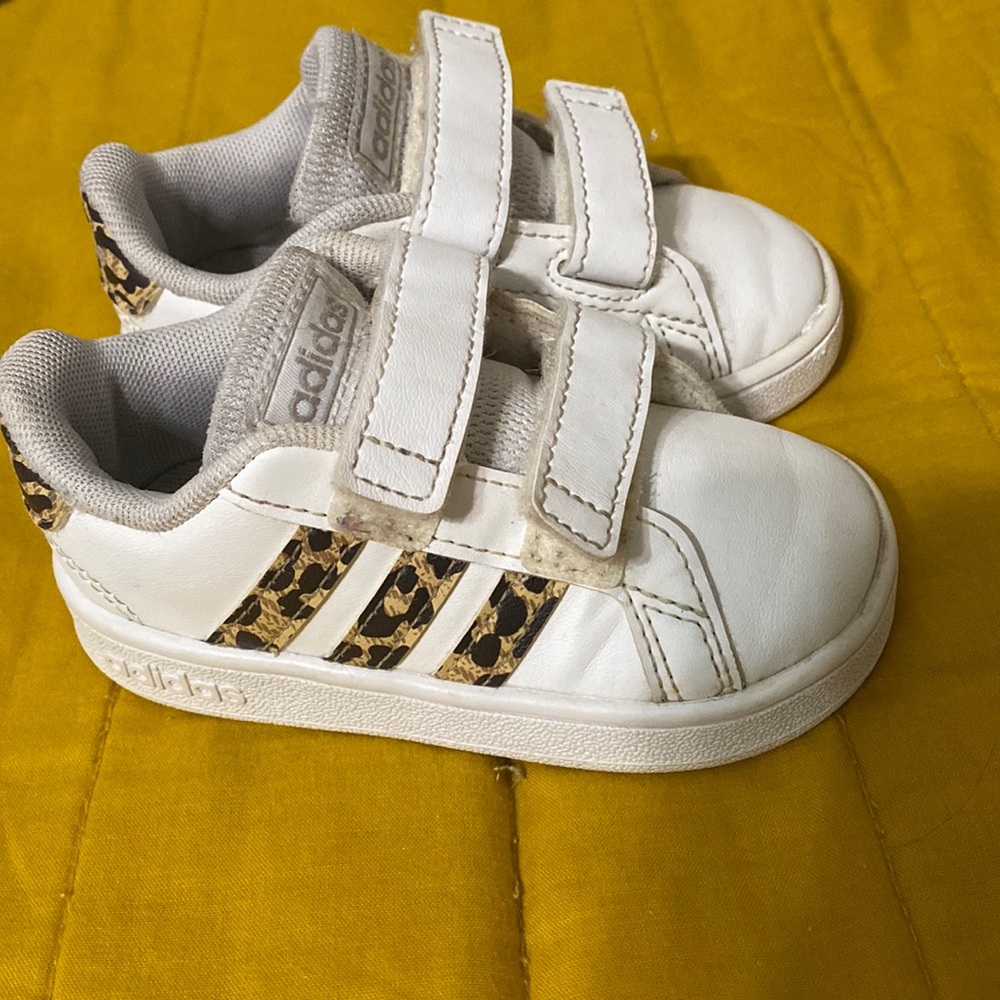 Adidas toddler grand court sneakers